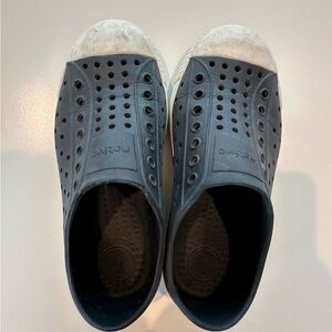 Black Native Boys Shoes C12